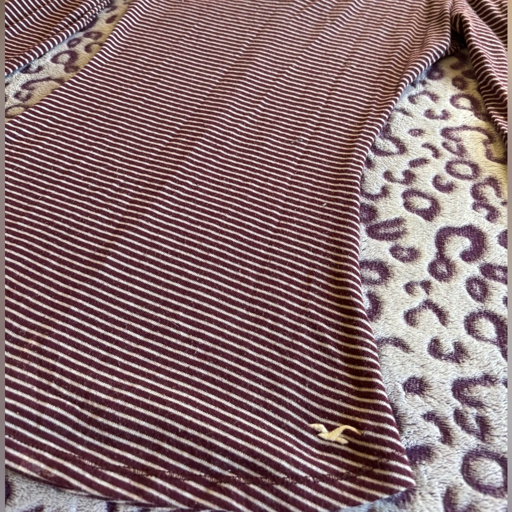 long sleeve fitted hollister shirt